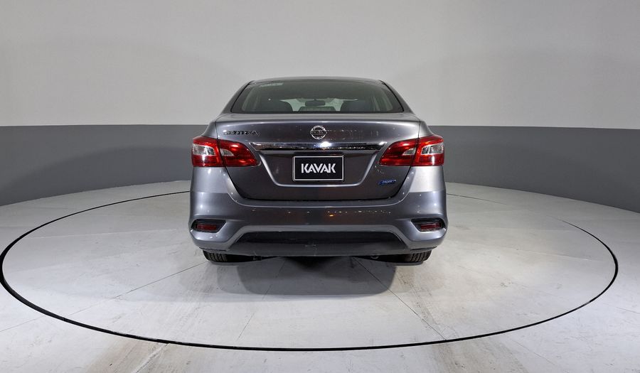 Nissan Sentra 1.8 ADVANCE CVT Sedan 2017