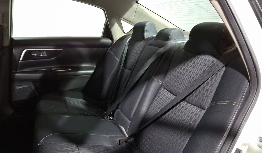 Nissan Altima 2.5 SENSE CVT Sedan 2017