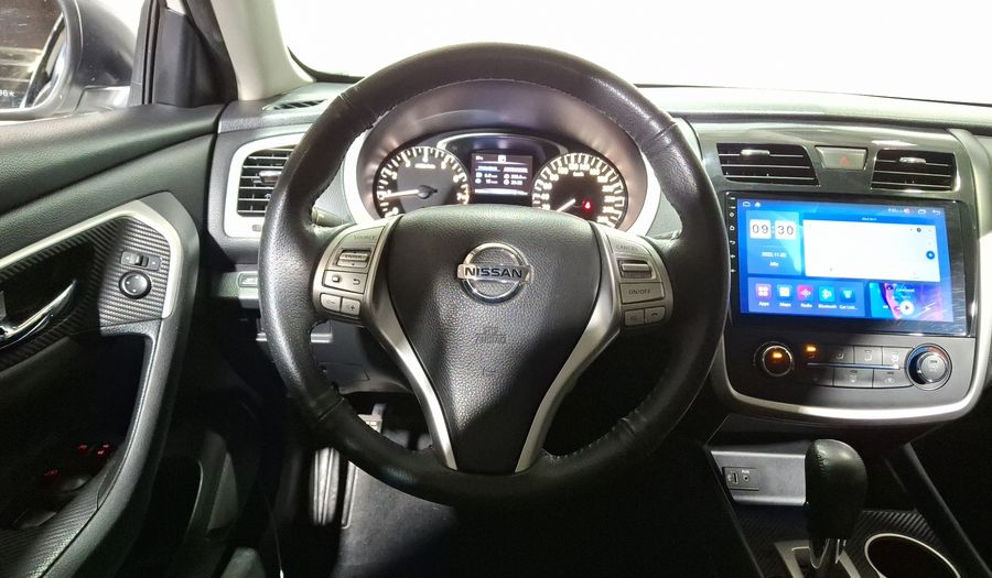 Nissan Altima 2.5 SENSE CVT Sedan 2017