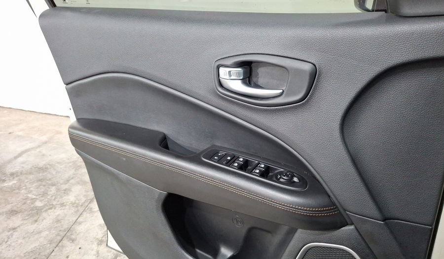 Jeep Compass 2.4 LIMITED AUTO Suv 2019