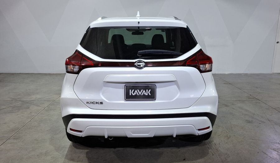 Nissan Kicks 1.6 PLATINUM LTS XTRONIC Suv 2023