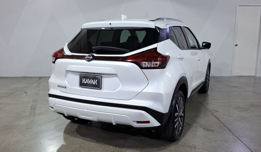 Nissan Kicks 1.6 PLATINUM LTS XTRONIC Suv 2023
