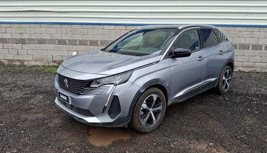Peugeot • 3008
