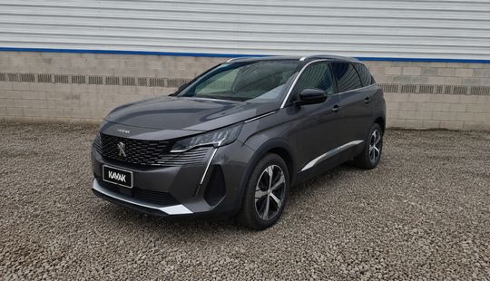 Peugeot • 5008