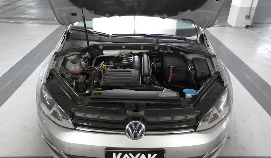 Volkswagen Golf 1.4 TSI BLUEMOTION TECH. COMFORTLINE DSG Hatchback 2015