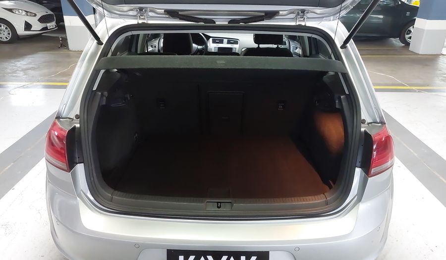 Volkswagen Golf 1.4 TSI BLUEMOTION TECH. COMFORTLINE DSG Hatchback 2015