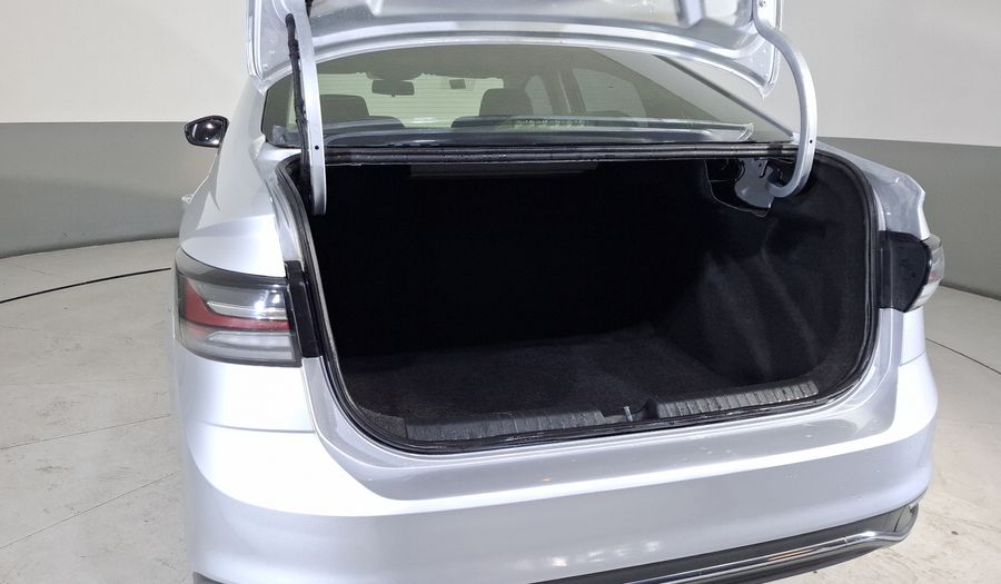 Volkswagen Virtus 1.6 COMFORTLINE AUTO Sedan 2023