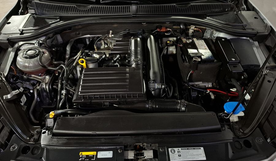 Volkswagen Jetta 1.4 TRENDLINE Sedan 2020