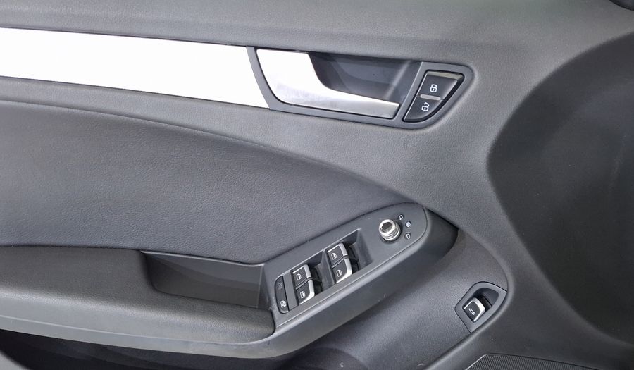 Audi A4 1.8 TFSI TRENDY MULTITRONIC Sedan 2014