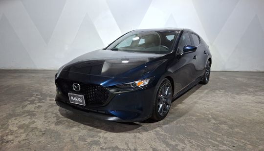 Mazda • Mazda 3