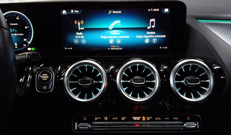 Mercedes Benz Clase Gla 1.3 200 PROGRESSIVE LINE DCT Suv 2022