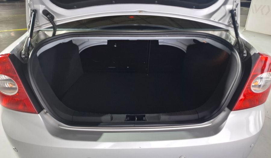 Ford Focus Ii 2.0 GHIA AUTO Sedan 2010