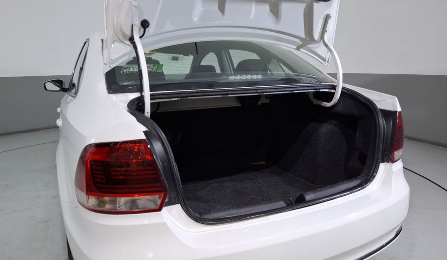 Volkswagen Vento 1.6 TIPTRONIC Sedan 2017