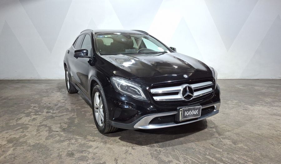 Mercedes Benz Clase Gla 1.6 GLA 200 CGI SPORT Suv 2017