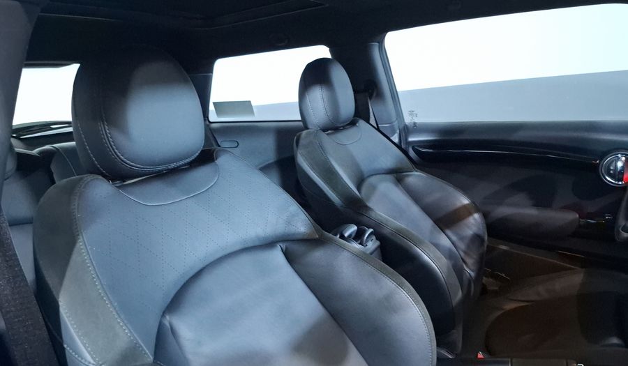 Mini Cooper S 2.0 COOPER HOT CHILI DCT Hatchback 2020