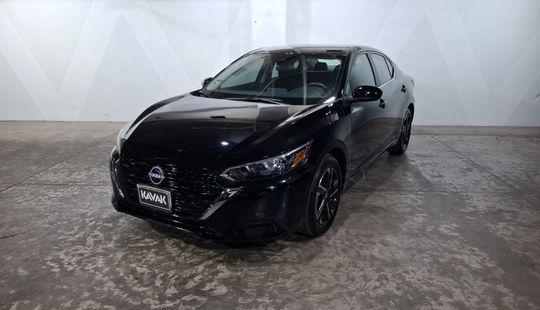 Nissan • Sentra
