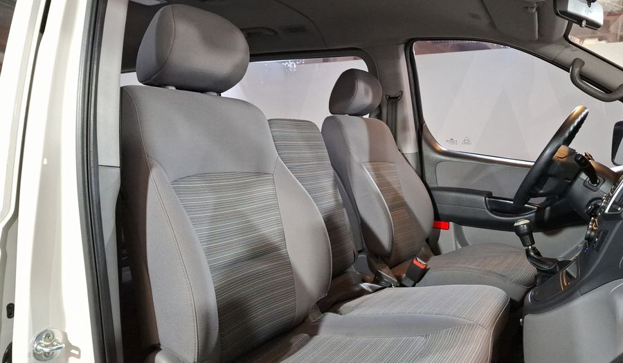 Hyundai Starex 2.4 12 PASAJEROS Van 2019