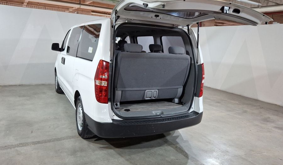 Hyundai Starex 2.4 12 PASAJEROS Van 2019