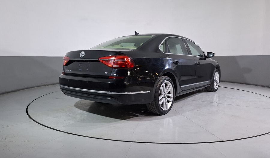 Volkswagen Passat 2.0 HIGHLINE TDI Sedan 2016