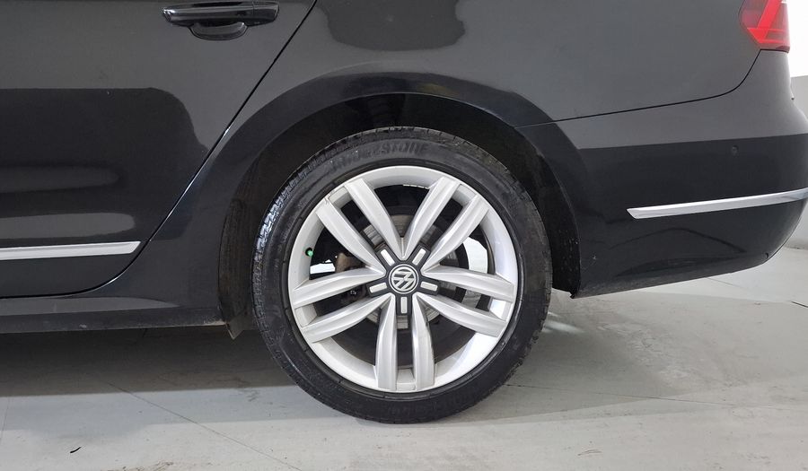 Volkswagen Passat 2.0 HIGHLINE TDI Sedan 2016