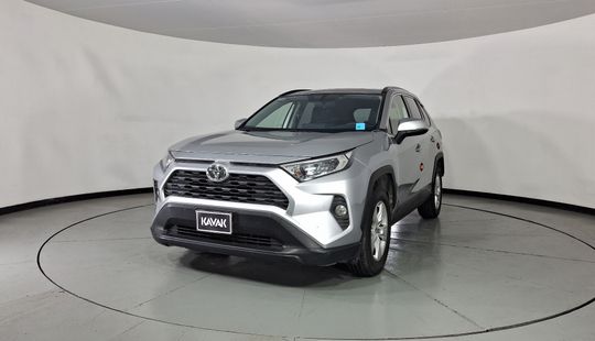 Toyota • RAV4