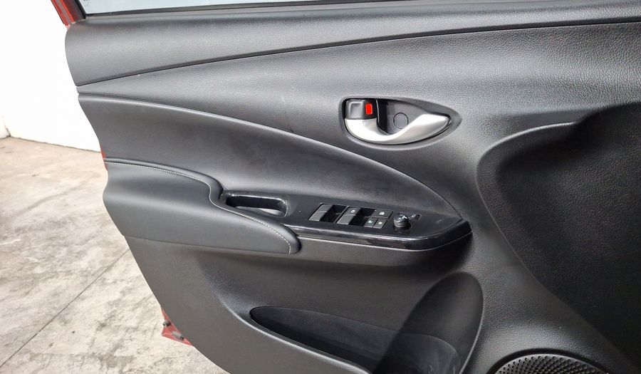 Toyota Yaris 1.5 S Hatchback 2024