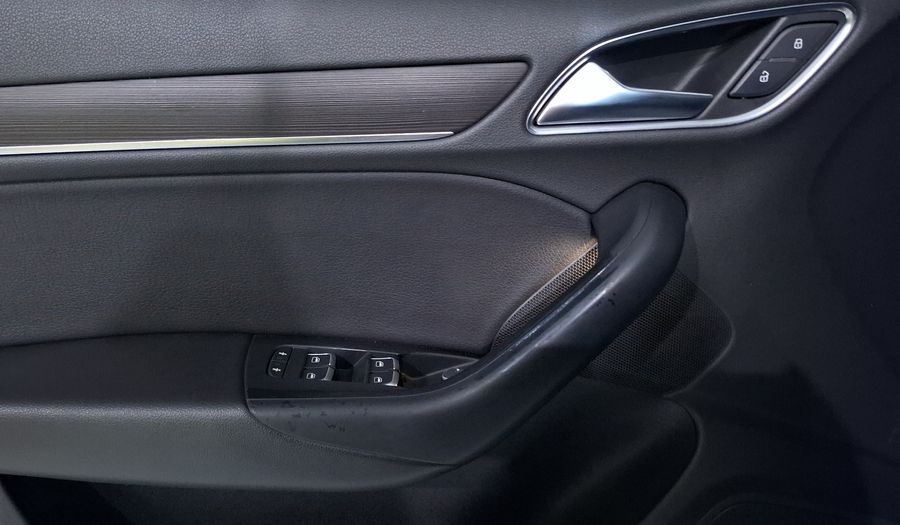 Audi Q3 2.0 LUXURY 170 HP S TRONIC Suv 2015