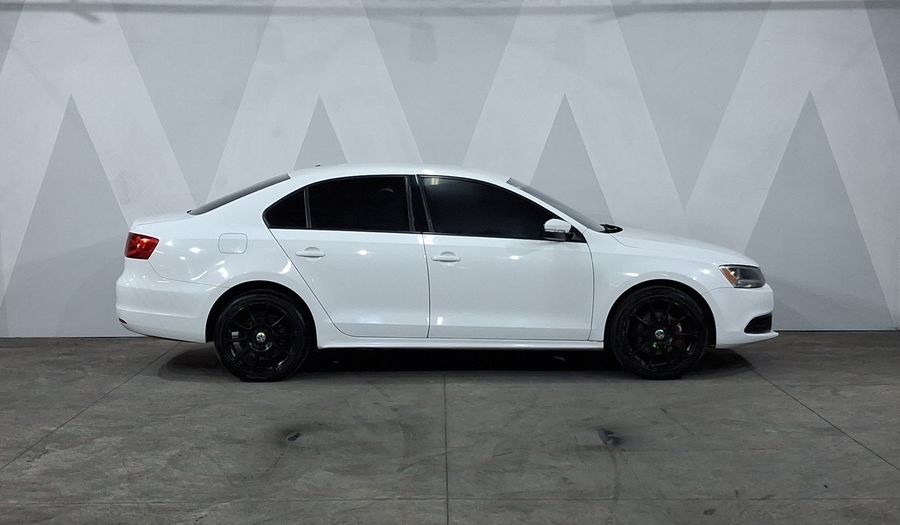 Volkswagen Jetta 2.5 STYLE TIPTRONIC Sedan 2014