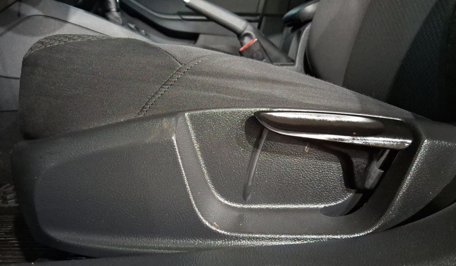 Volkswagen Jetta 2.5 STYLE TIPTRONIC Sedan 2014