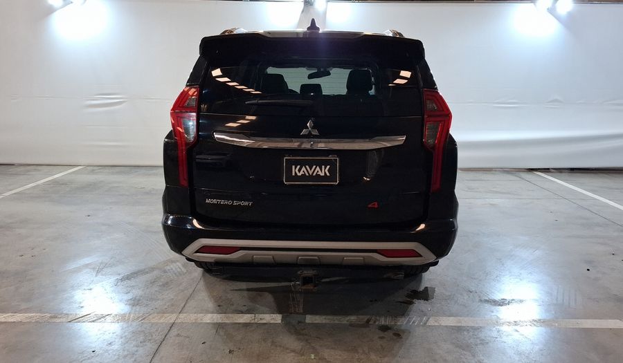 Mitsubishi Montero 3.0 SE AUTO 4WD Suv 2021