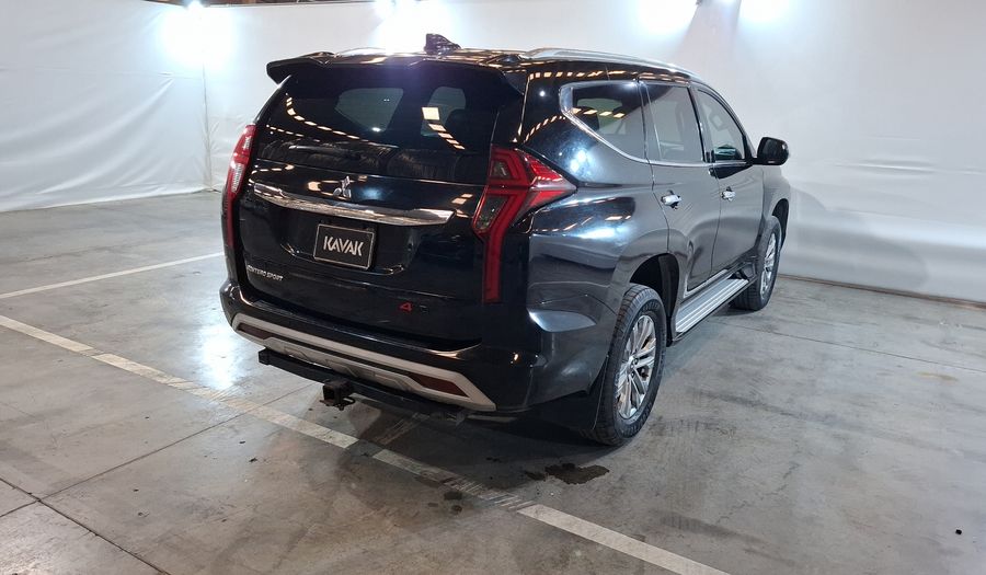 Mitsubishi Montero 3.0 SE AUTO 4WD Suv 2021