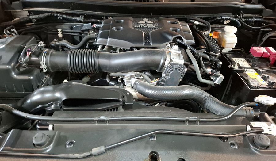 Mitsubishi Montero 3.0 SE AUTO 4WD Suv 2021