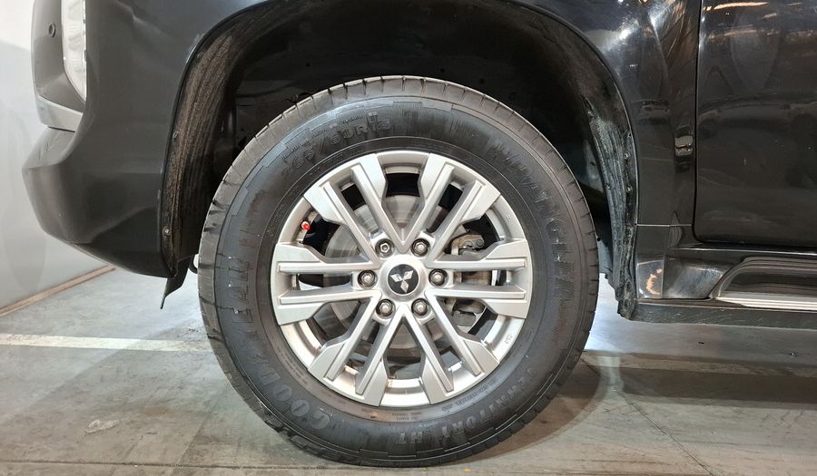 Mitsubishi Montero 3.0 SE AUTO 4WD Suv 2021