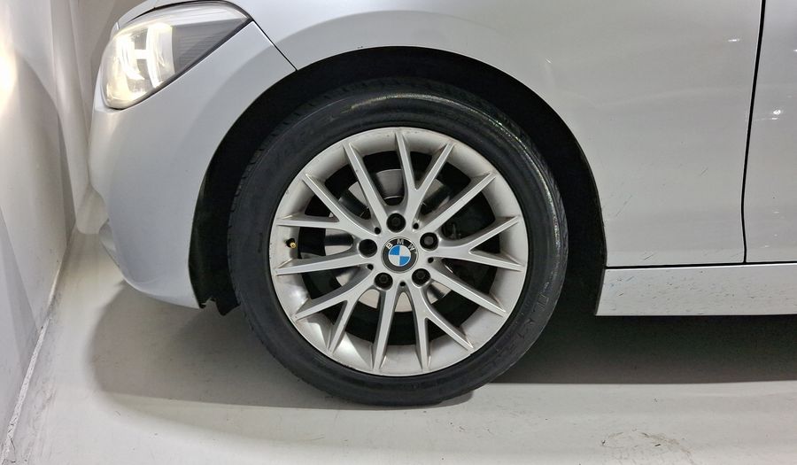Bmw Serie 1 1.6 118IA Hatchback 2014