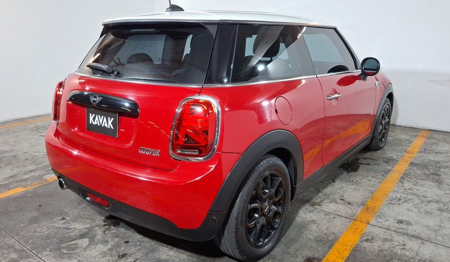 Mini Cooper 1.5 COOPER CHILI DCT Hatchback 2021