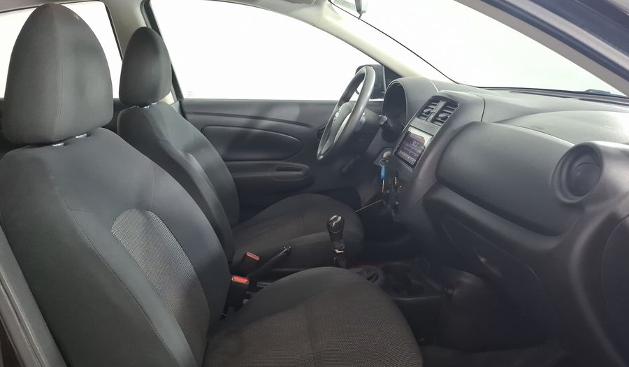 Nissan Versa 1.6 DRIVE A/C Sedan 2019