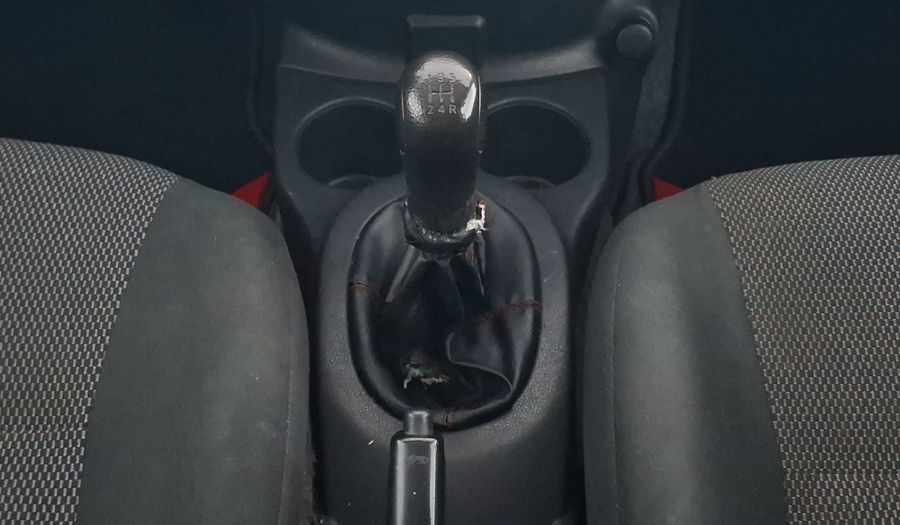 Nissan Versa 1.6 DRIVE A/C Sedan 2019