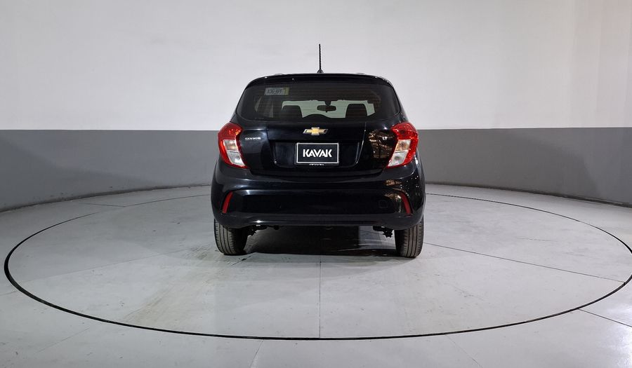 Chevrolet Spark 1.4 LT B MT Hatchback 2017
