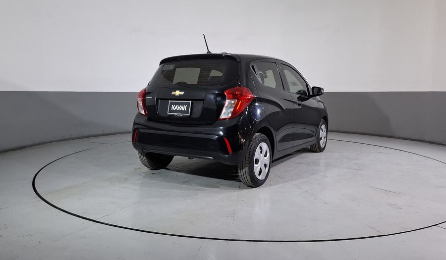 Chevrolet Spark 1.4 LT B MT Hatchback 2017