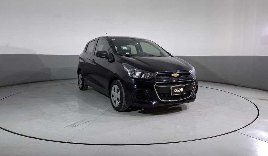 Chevrolet Spark 1.4 LT B MT Hatchback 2017