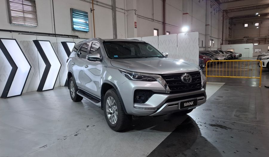 Toyota Sw4 2.8 TDI SRX AUTO 4WD Suv 2023