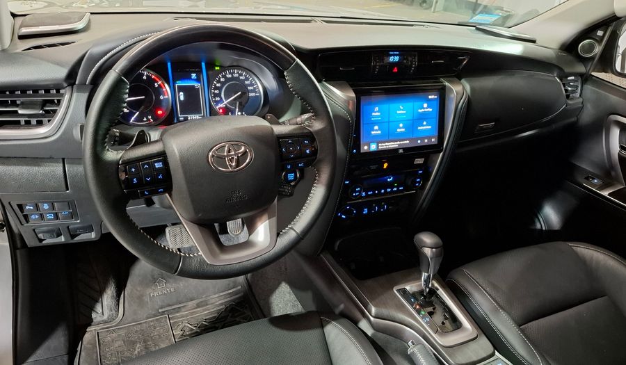 Toyota Sw4 2.8 TDI SRX AUTO 4WD Suv 2023