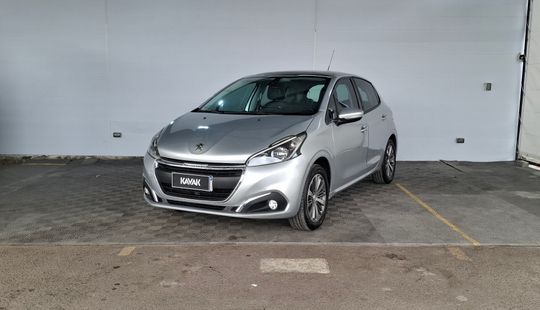 Peugeot • 208