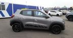 Renault Kwid 1.0 ICONIC OUTSIDER Hatchback 2025
