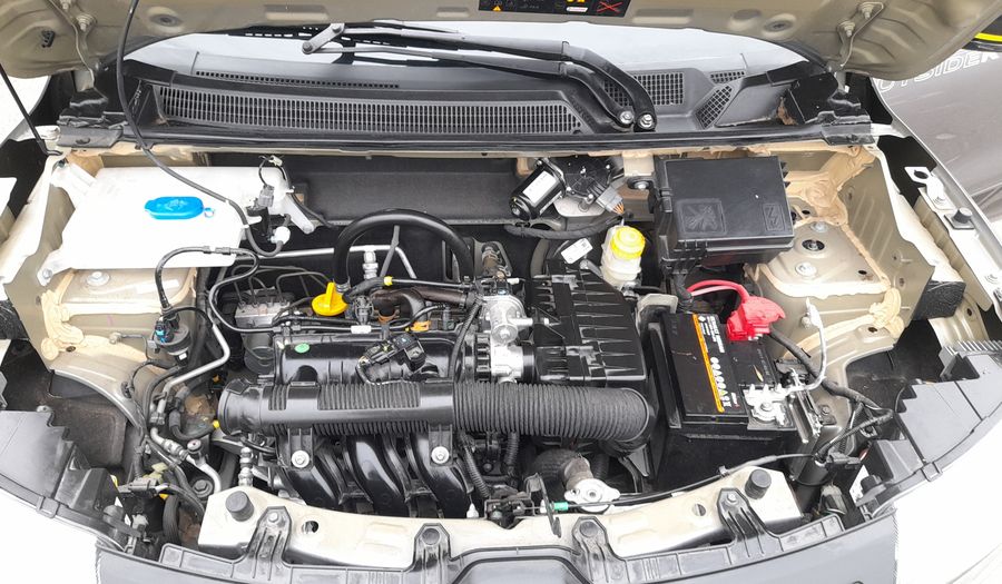 Renault Kwid 1.0 ICONIC OUTSIDER Hatchback 2025