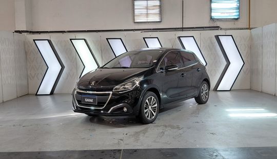 Peugeot • 208
