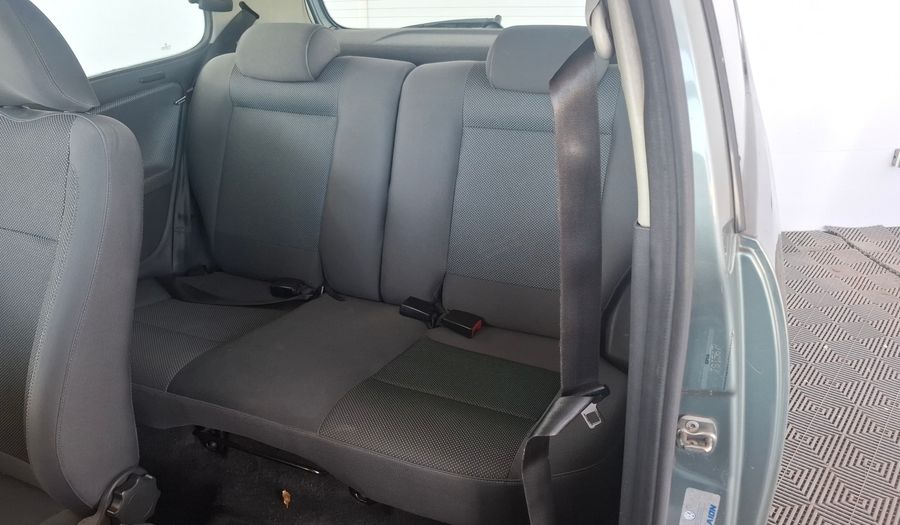 Volkswagen Fox 1.6 TRENDLINE Hatchback 2011