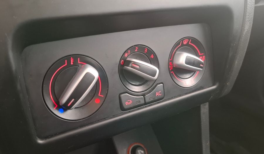 Volkswagen Fox 1.6 TRENDLINE Hatchback 2011