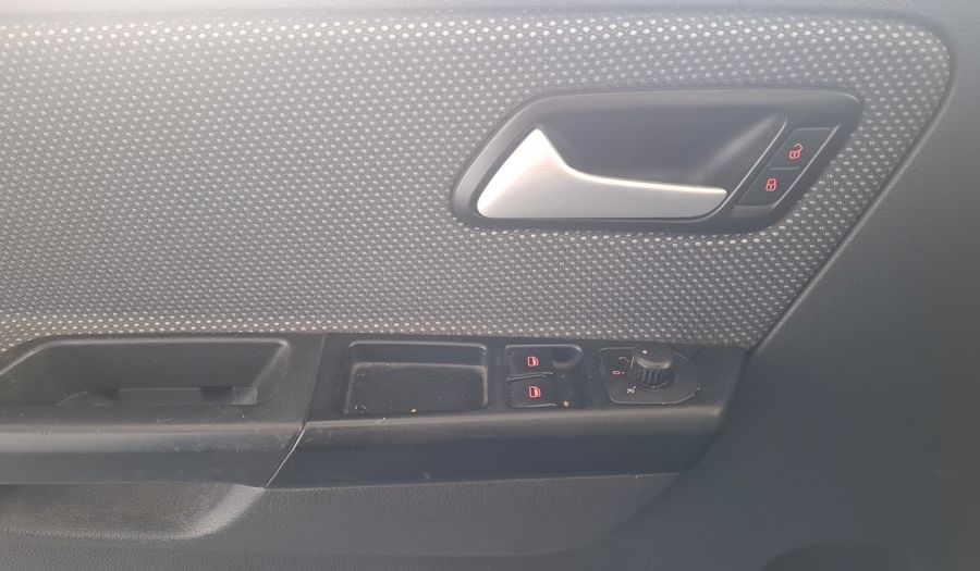 Volkswagen Fox 1.6 TRENDLINE Hatchback 2011