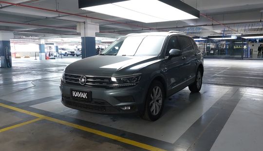 Volkswagen • Tiguan Allspace